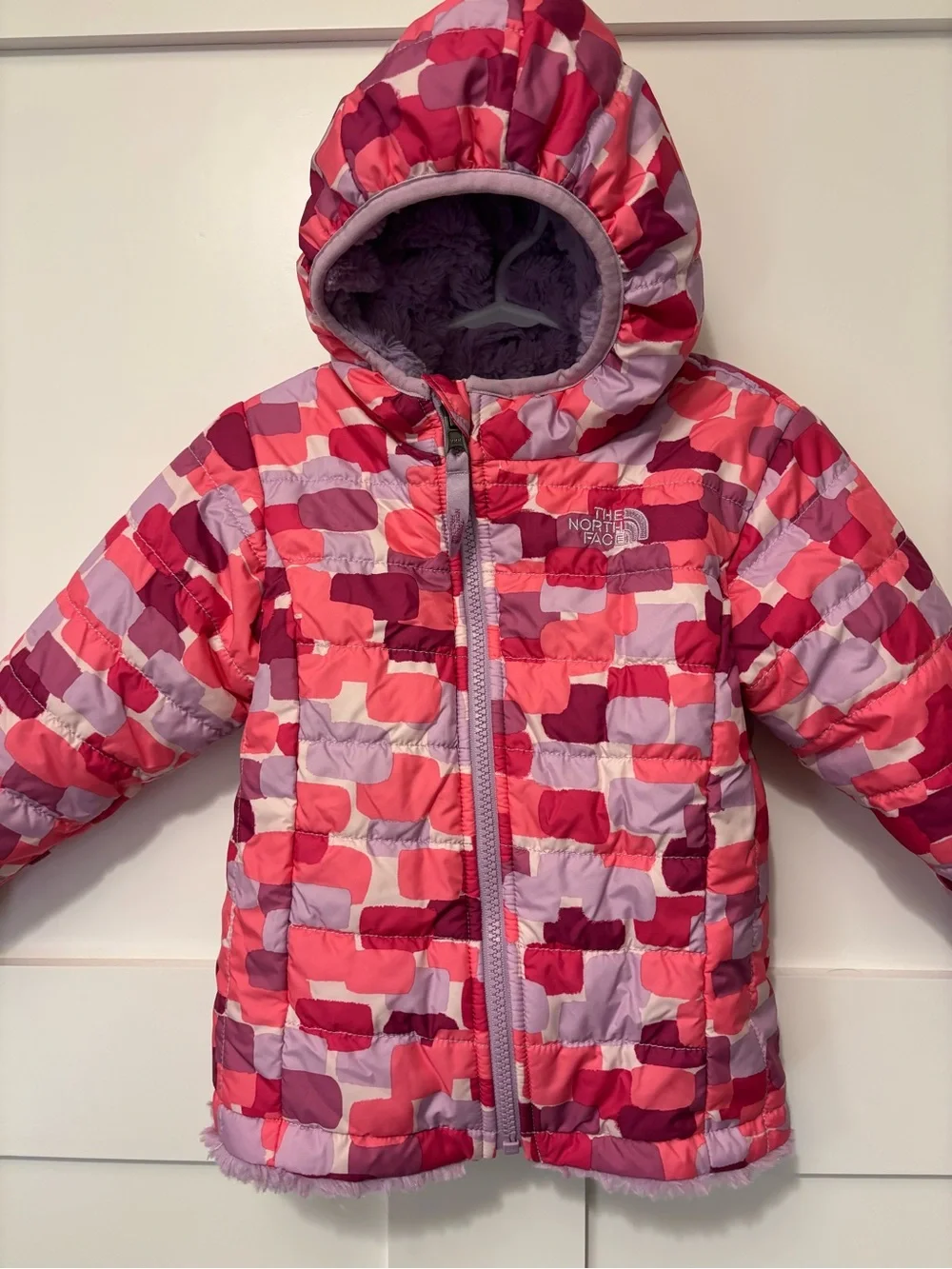 The North Face Girls' Pink & Purple Patterned Hooded Puffer Jacket